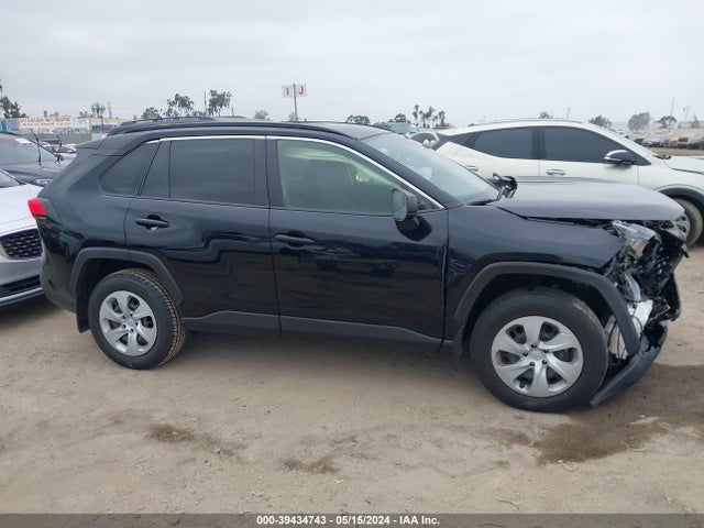 Toyota RAV4 LE 2020 JTMH1RFV6LD060904 Image 13