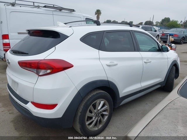 Hyundai TUCSON SEL 2018 KM8J33A4XJU695530 Image 4