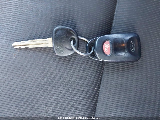 Hyundai ELANTRA SE 2018 5NPD74LF7JH224729 Image 11