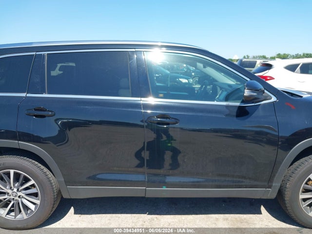 Toyota Highlander Xle 2019 5TDKZRFH5KS350112 Image 12
