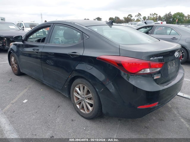 Hyundai ELANTRA SE 2015 5NPDH4AE4FH637870 Image 3