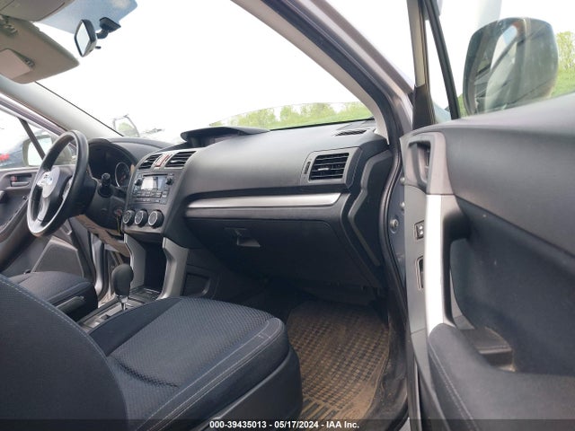 Subaru Forester 2.5i Premium 2014 JF2SJAEC8EH538275 Image 5