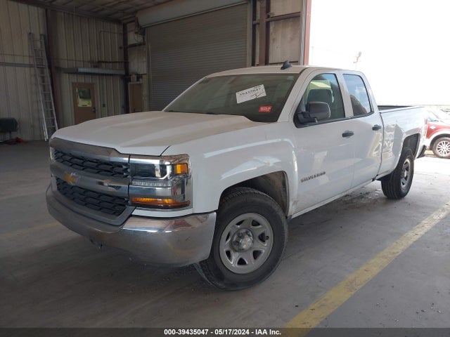 Chevrolet Silverado 1500 Ls 2017 1GCRCNEC6HZ169977 Image 2