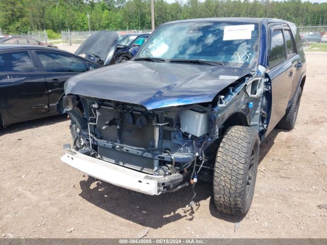2020 TOYOTA 4RUNNER JTEBU5JR4L5801735 Photo 5