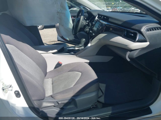 Toyota CAMRY LE 2020 4T1C11AK2LU345619 Image 5