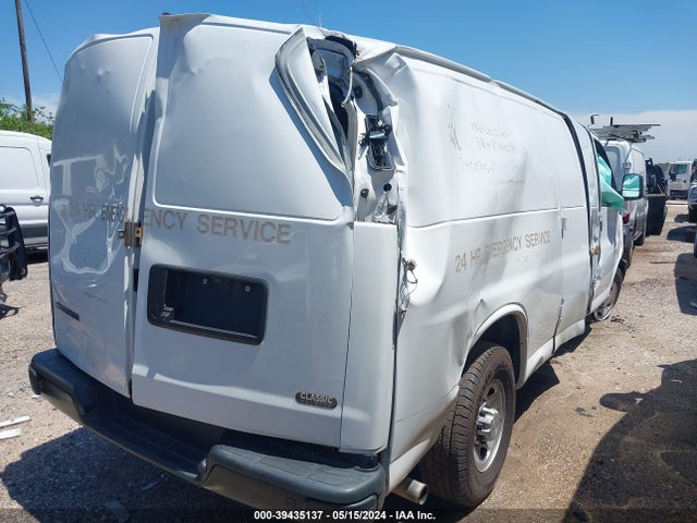 Chevrolet Express 2500 Work Van 2019 1GCWGBFG8K1366324 Image 4
