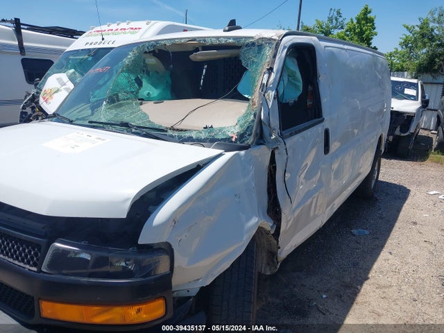 Chevrolet Express 2500 Work Van 2019 1GCWGBFG8K1366324 Image 6
