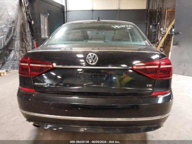 1VWDT7A30HC077792 Volkswagen Passat 1.8t R-line