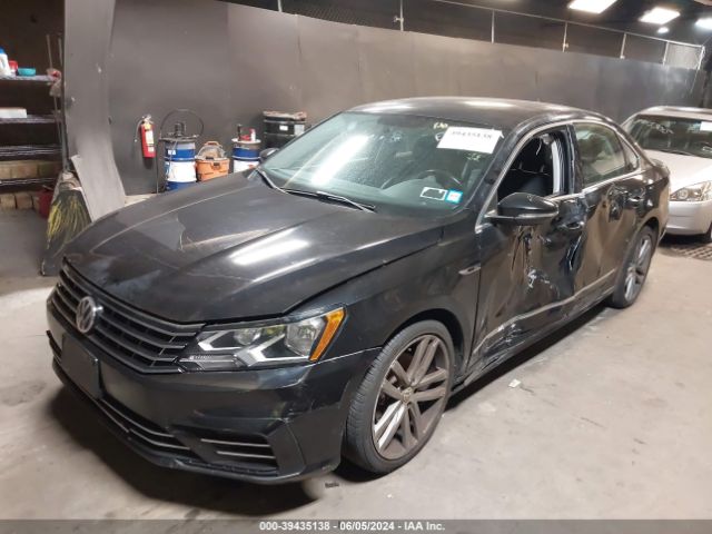 1VWDT7A30HC077792 Volkswagen Passat 1.8t R-line