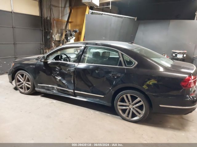1VWDT7A30HC077792 Volkswagen Passat 1.8t R-line