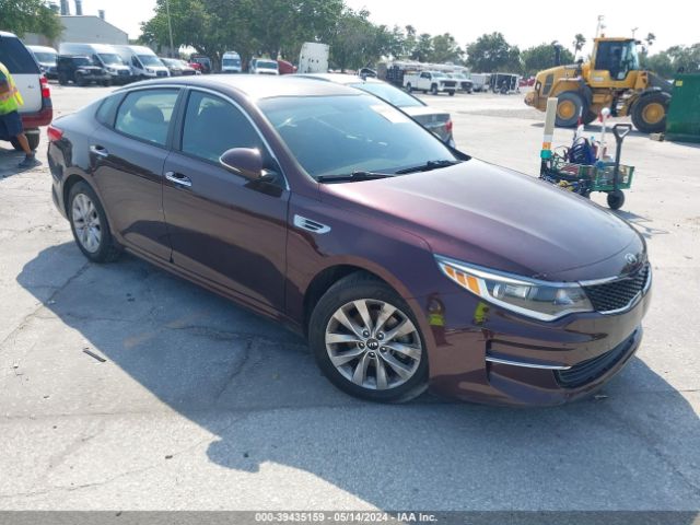 Auction sale of the 2016 Kia Optima Lx, vin: 5XXGT4L35GG036410, lot number: 39435159