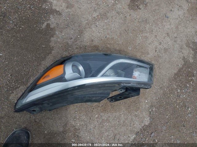 KIA SEDONA LX 2016 KNDMB5C11G6082857 Image 12
