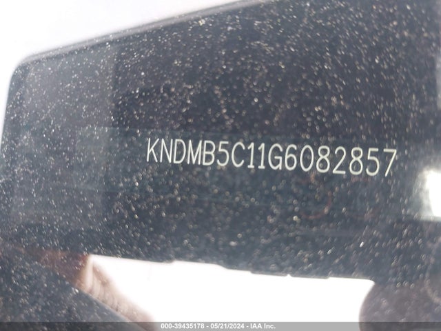 KIA SEDONA LX 2016 KNDMB5C11G6082857 Image 9
