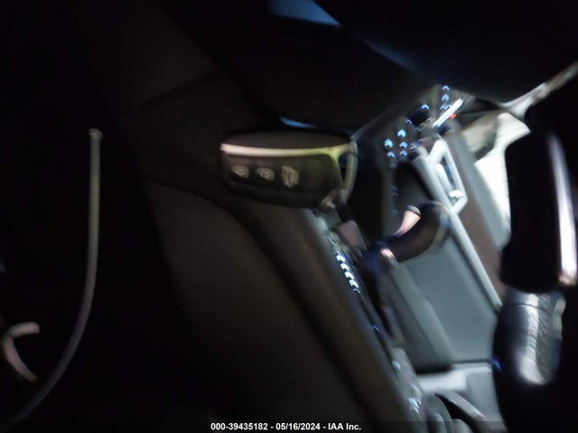 Hyundai Genesis 3.8 2015 KMHGN4JE3FU045142 Image 11