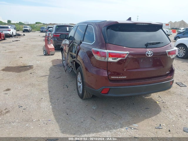 Toyota Highlander Xle V6 2015 5TDKKRFH5FS059149 Image 3
