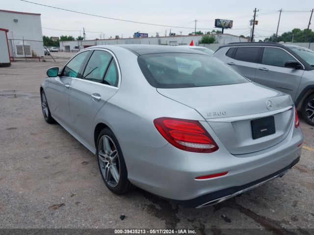WDDZF4JBXKA658649 Mercedes-Benz E 300