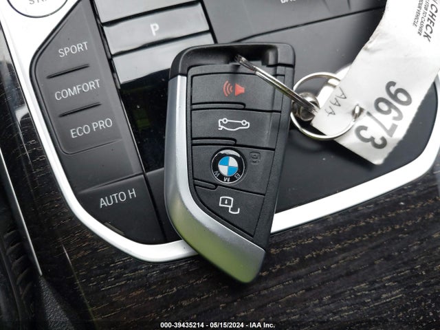 BMW 330I 2023 3MW69FF0XP8D53465 Image 11