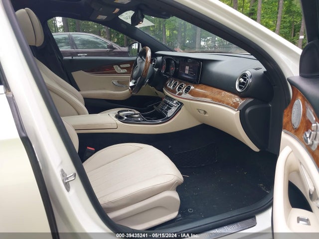 WDDZF4JB6HA066884 Mercedes-Benz E 300