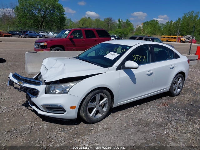 Chevrolet Cruze 2lt Auto 2015 1G1PE5SB1F7227346 Image 2