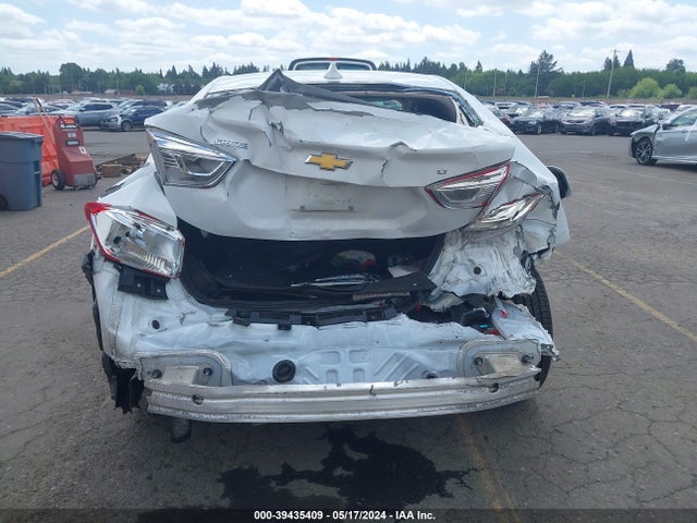 Chevrolet Cruze Lt Auto 2017 1G1BE5SMXH7123484 Image 16