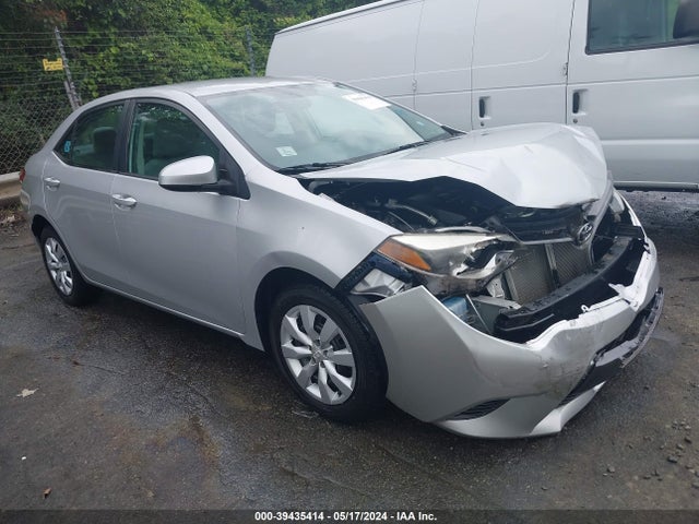 Toyota COROLLA LE 2015 5YFBURHE9FP258713 Image 1