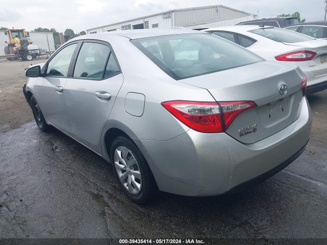 Toyota COROLLA LE 2015 5YFBURHE9FP258713 Image 3