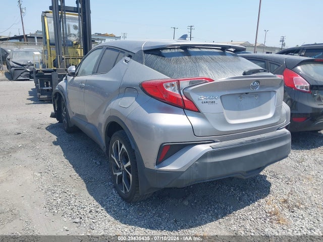 NMTKHMBX1JR018510 Toyota C-HR XLE