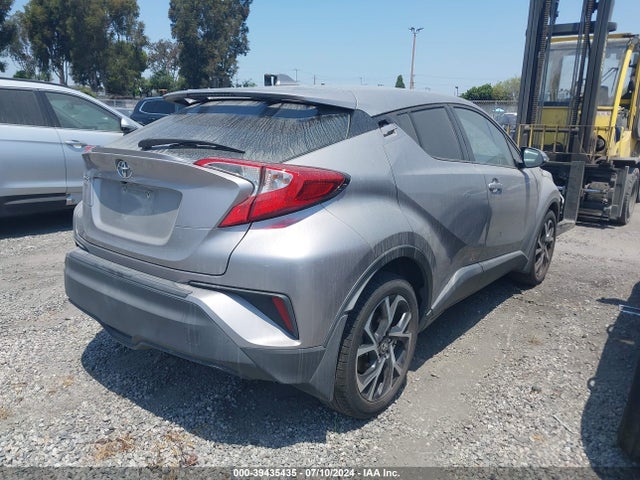 NMTKHMBX1JR018510 Toyota C-HR XLE