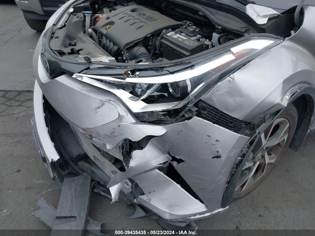 NMTKHMBX1JR018510 Toyota C-HR XLE