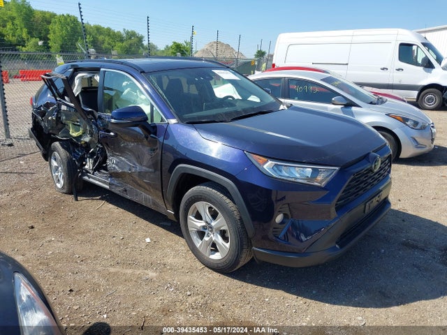 Toyota Rav4 Xle 2019 JTMW1RFV9KD513077 Image 1