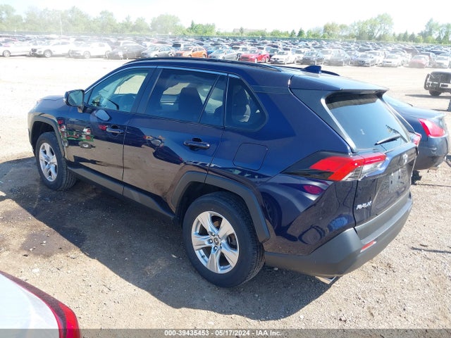 Toyota Rav4 Xle 2019 JTMW1RFV9KD513077 Image 3