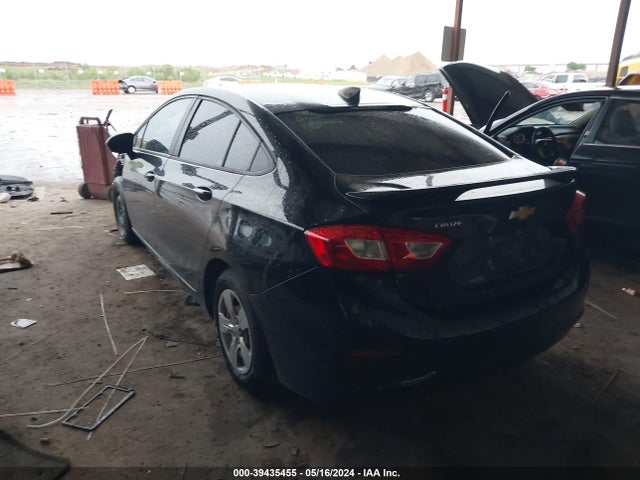 Chevrolet Cruze Ls Auto 2017 1G1BC5SM6H7212362 Image 3