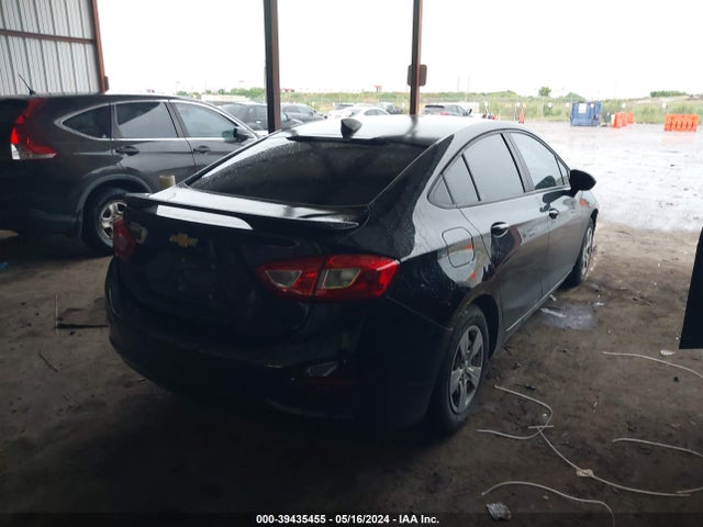 Chevrolet Cruze Ls Auto 2017 1G1BC5SM6H7212362 Image 4