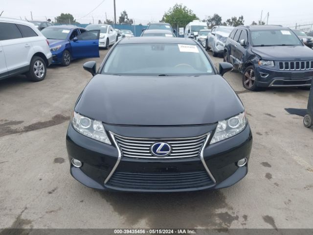 JTHBW1GG8E2071618 Lexus ES 300H