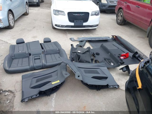 WAUTNAF59JA003849 Audi A5 2.0t Premium