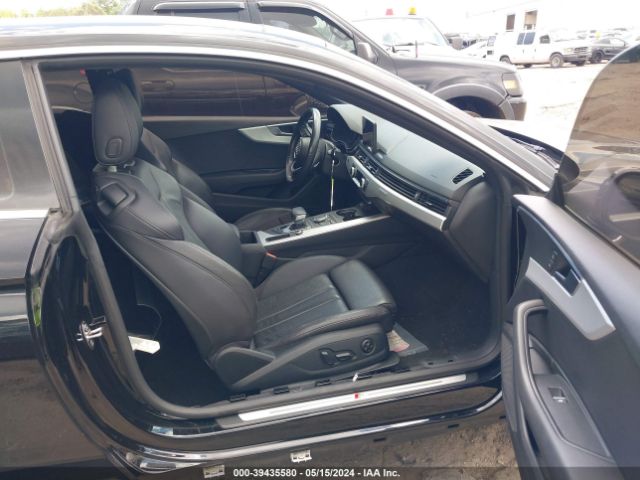 WAUTNAF59JA003849 Audi A5 2.0t Premium