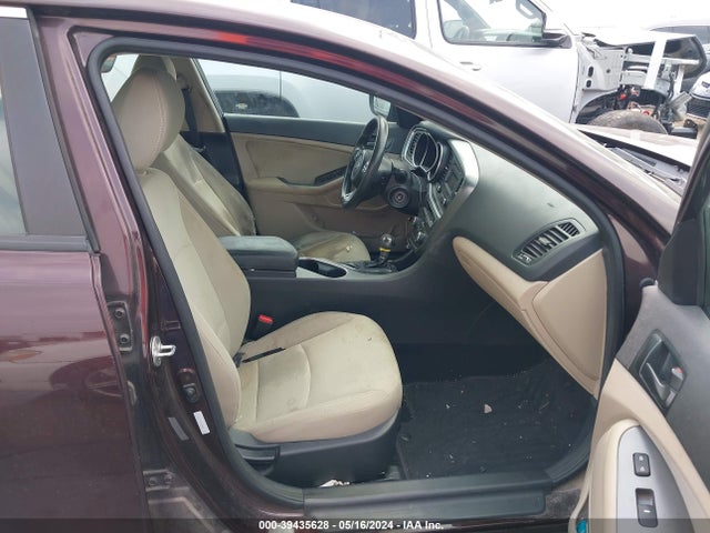Продажа на аукционе авто 2014 Kia Optima Lx, vin: 5XXGM4A72EG286364, номер лота: 39435628