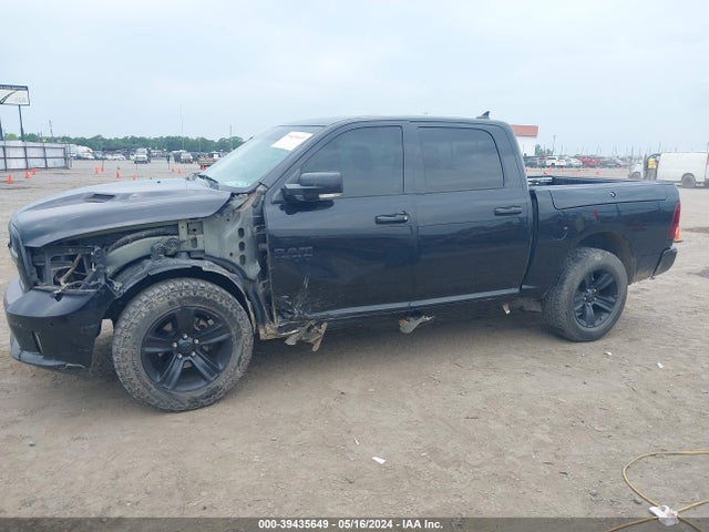 RAM 1500 Night  4x4 5'7 Box 2017 1C6RR7MT6HS733512 Image 6