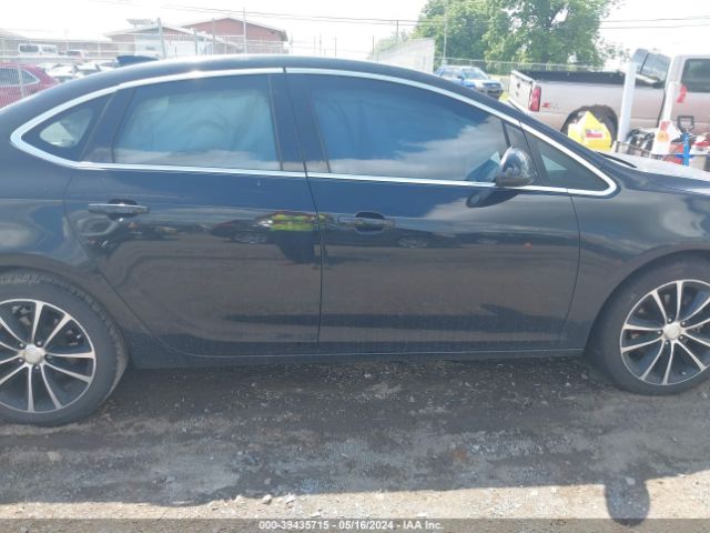 1G4PR5SK7H4106008 Buick Verano Sport Touring