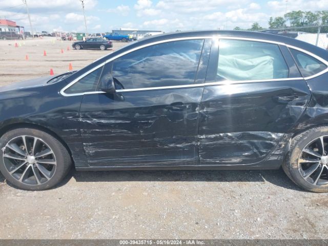 1G4PR5SK7H4106008 Buick Verano Sport Touring