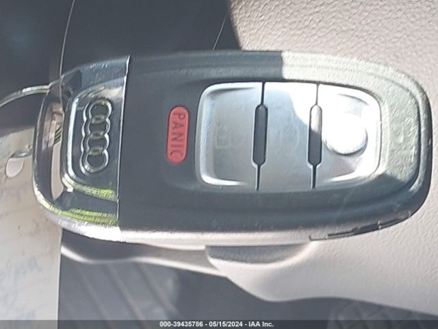 WA1C2AFP6HA002790 Audi Q5 2.0t Premium