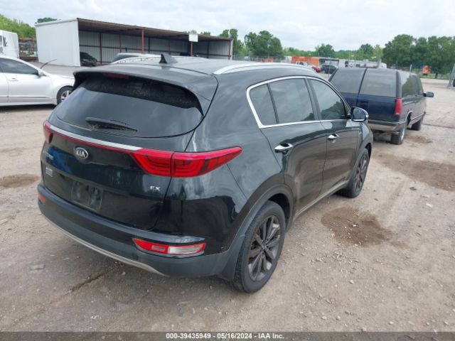 KNDPNCAC9J7425560 KIA Sportage Ex