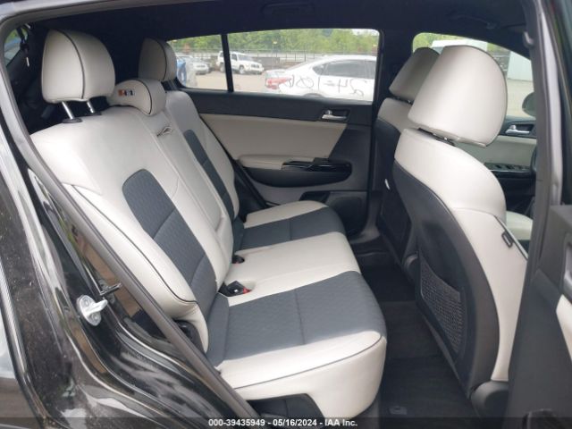 KNDPNCAC9J7425560 KIA Sportage Ex