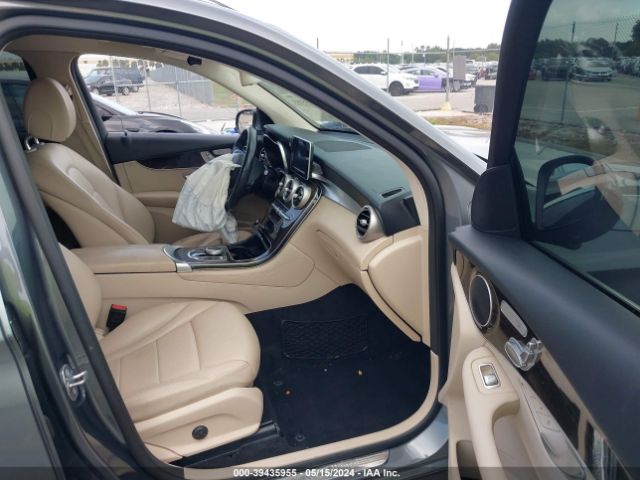 WDC0G4KB3KV145163 Mercedes-Benz Glc 300 4matic