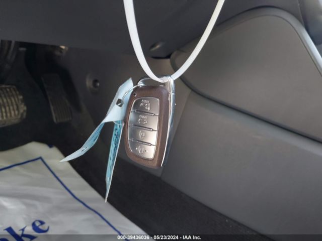 KMHC65LC6KU168618 Hyundai IONIQ BLUE