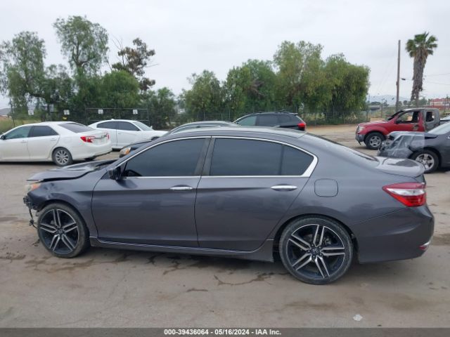 1HGCR2F18HA085949 Honda Accord Sport Se
