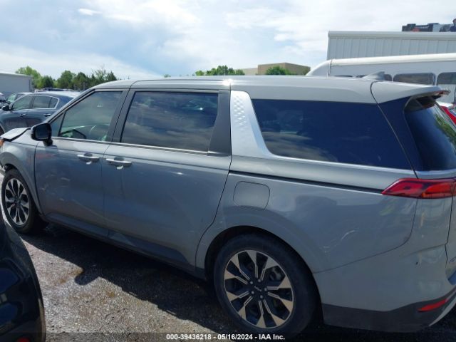 KNDNC5H31N6138630 KIA Carnival Mpv Ex