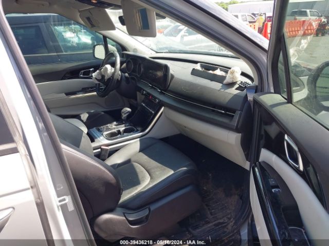 KNDNC5H31N6138630 KIA Carnival Mpv Ex