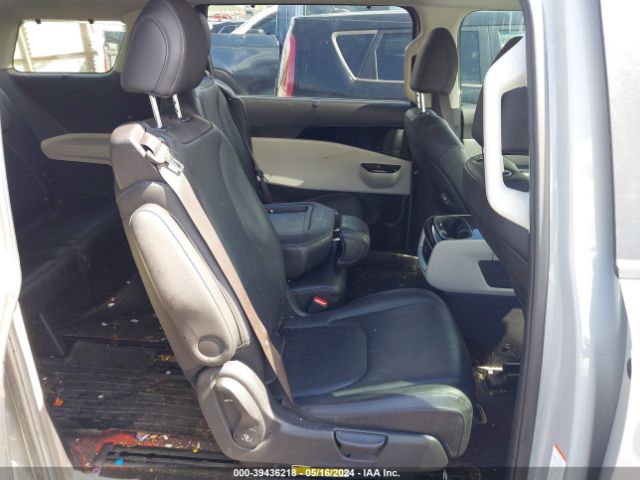 KNDNC5H31N6138630 KIA Carnival Mpv Ex