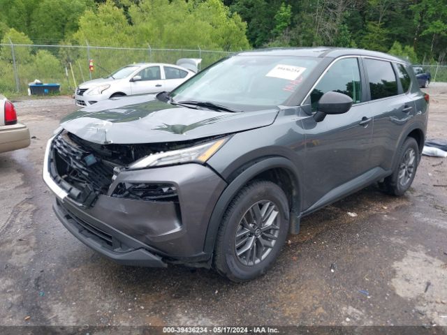 5N1AT3AA6MC825092 Nissan Rogue S Fwd